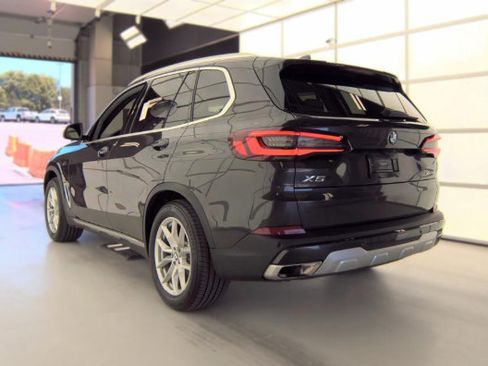 Used 2020 BMW X5 xDrive40i w/ Premium Package AWD/4WD image 3