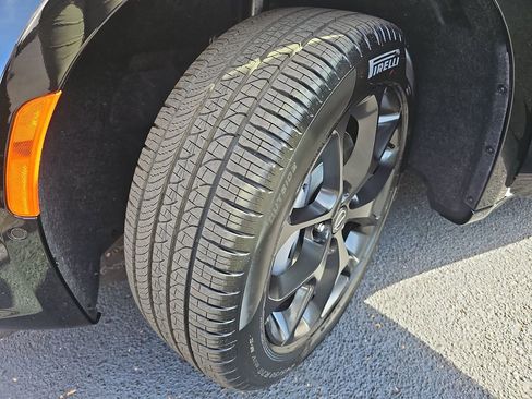 New 2026 Chrysler Pacifica Limited w/ S Appearance Package image 38