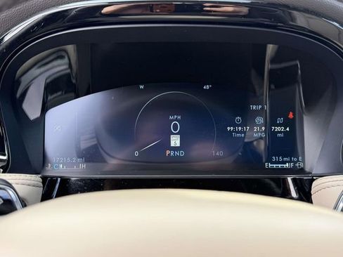 Certified 2023 Lincoln Corsair Reserve image 27