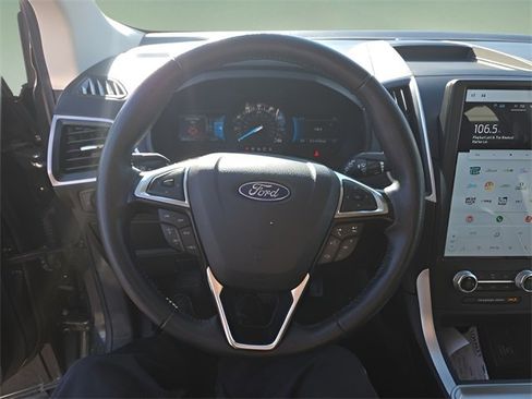 Used 2024 Ford Edge SEL image 14