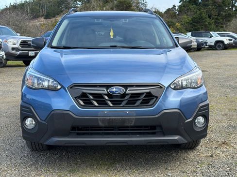 Used 2022 Subaru Crosstrek 2.5i Sport w/ Moonroof Package image 3