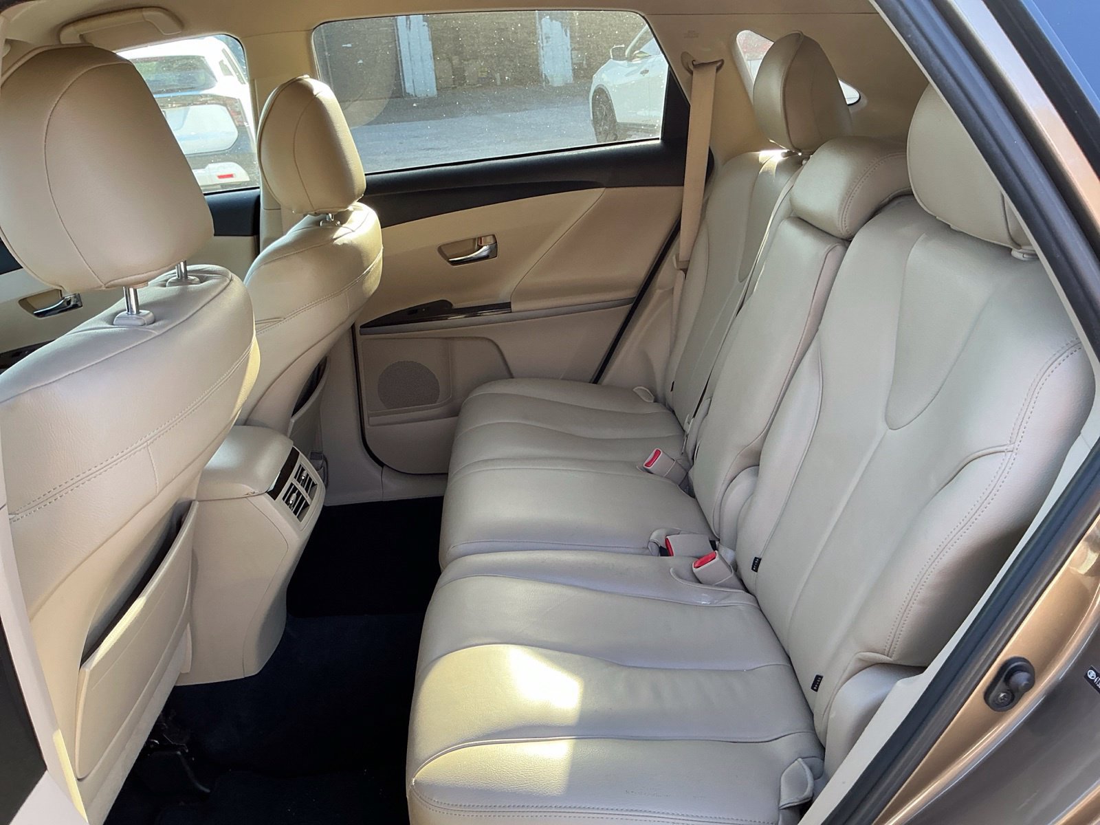 Used 2009 Toyota Venza FWD image 13