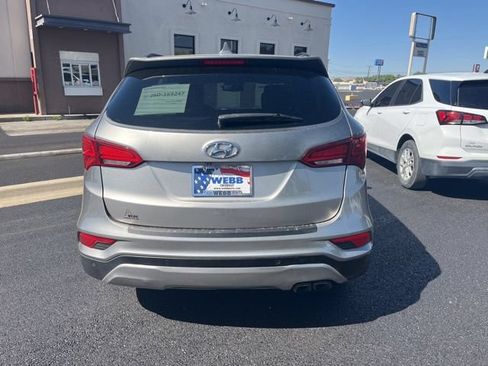 Used 2018 Hyundai Santa Fe Sport w/ Cargo Package FWD image 5