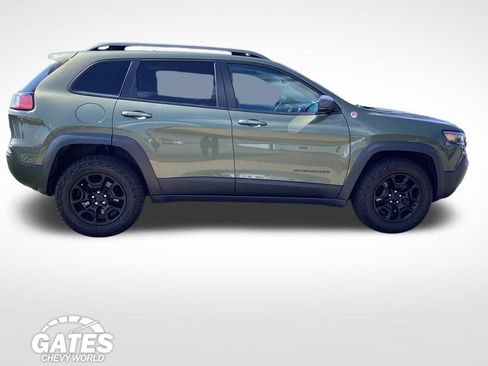 Used 2019 Jeep Cherokee Trailhawk w/ Cold Weather Group AWD/4WD image 7