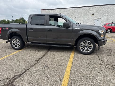 Used 2017 Ford F150 XL w/ Equipment Group 101A Mid AWD/4WD image 8