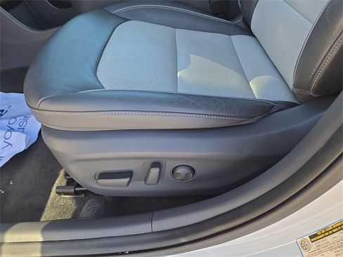 Used 2020 Hyundai Ioniq Limited image 26