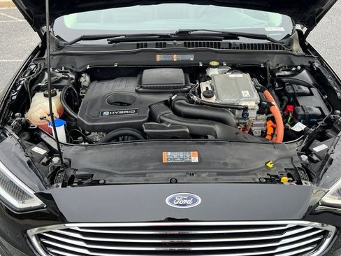 Used 2019 Ford Fusion SEL image 36