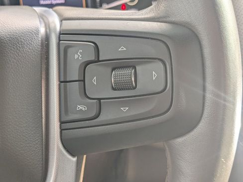 Used 2021 GMC Yukon SLT w/ Rear Media and Nav Package image 15