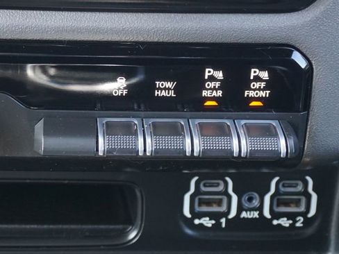 Used 2021 RAM 1500 Big Horn AWD/4WD image 23