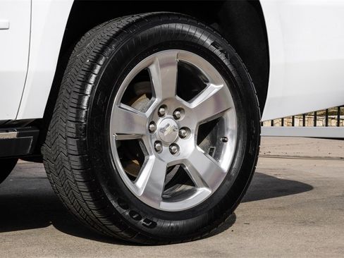 Used 2020 Chevrolet Suburban Premier w/ 6.2L Performance Package image 60