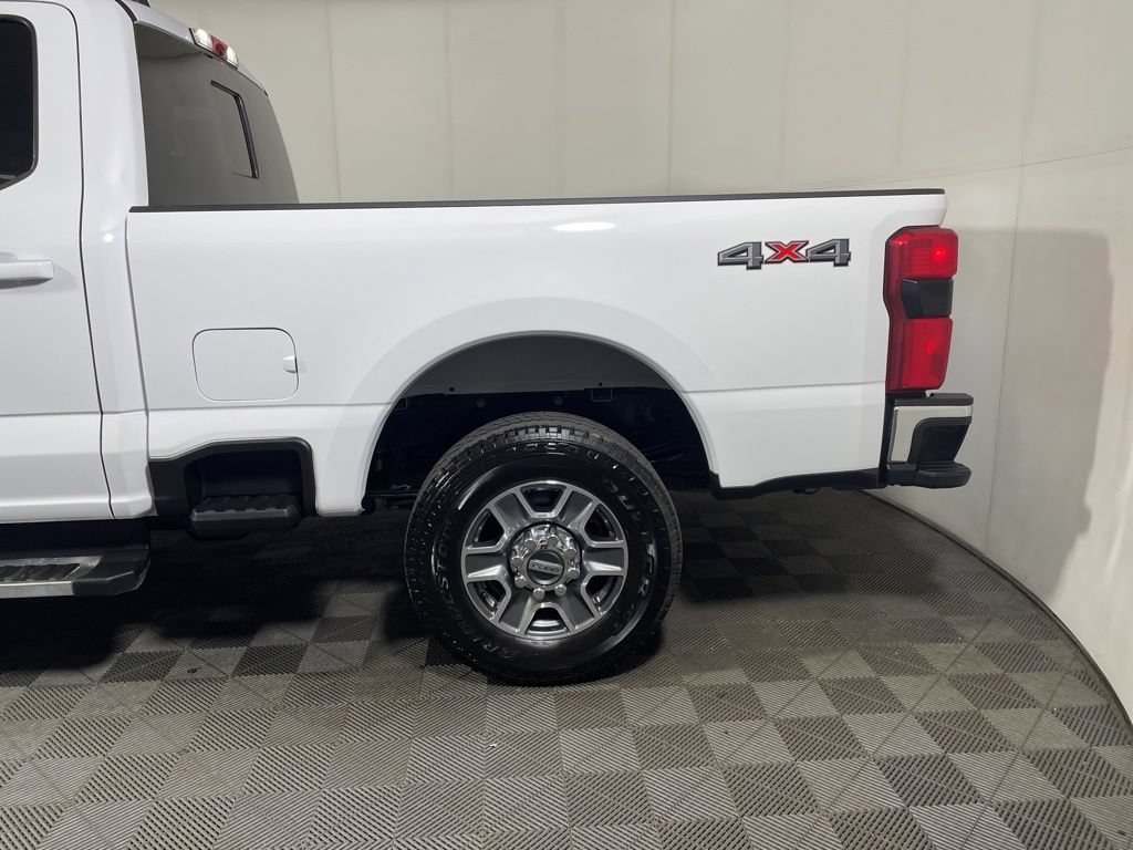 Used 2023 Ford F250 Lariat AWD/4WD image 5