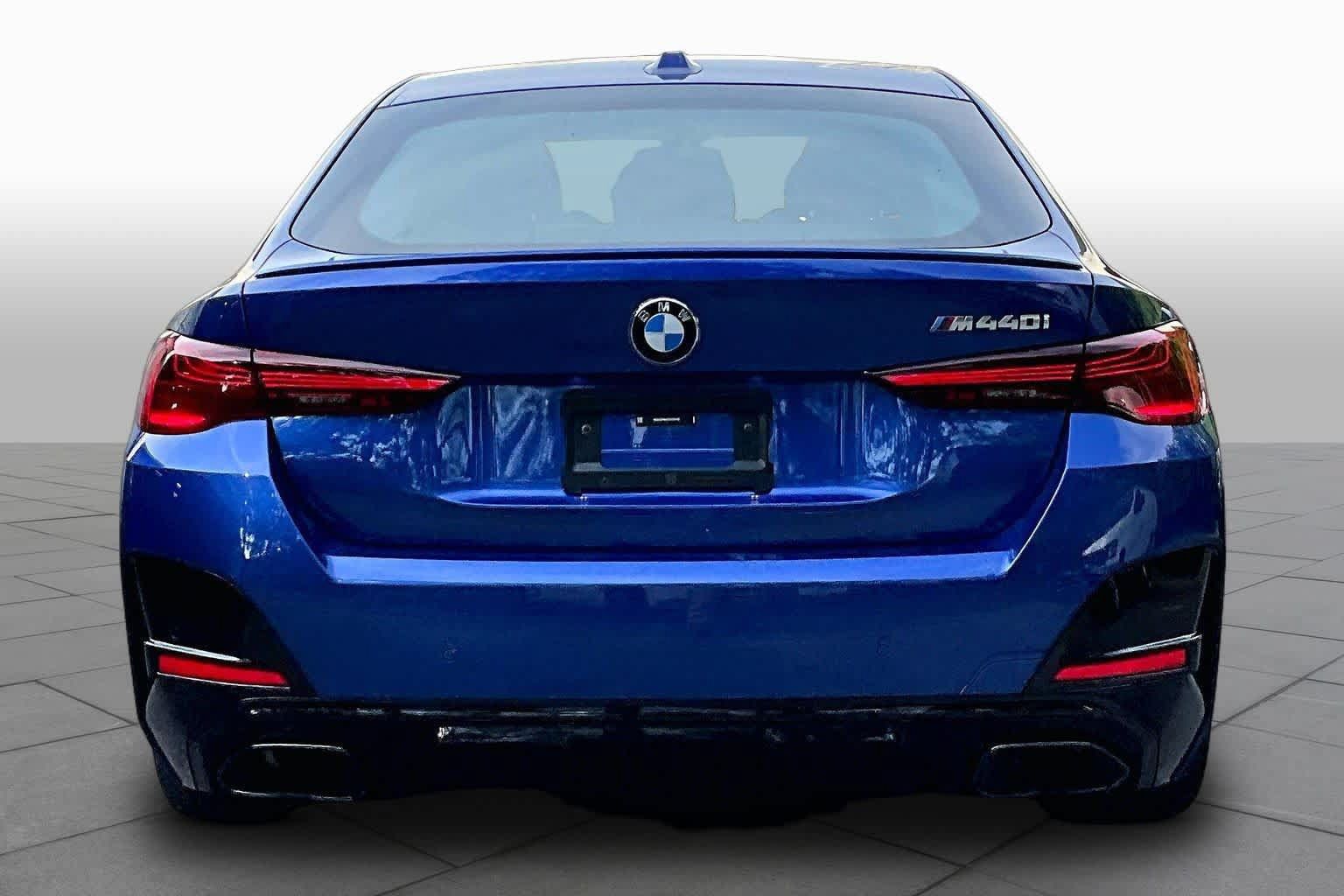 Used 2025 BMW M440i RWD image 5