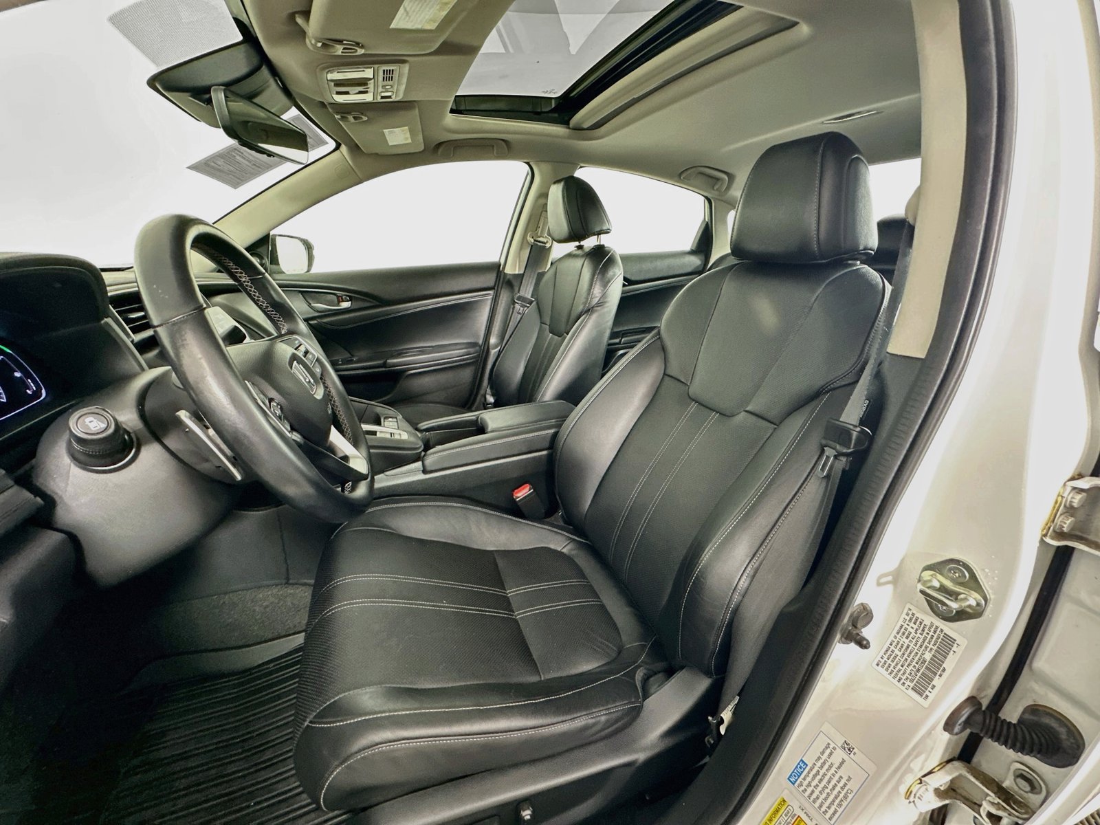 Used 2019 Honda Insight Touring image 21