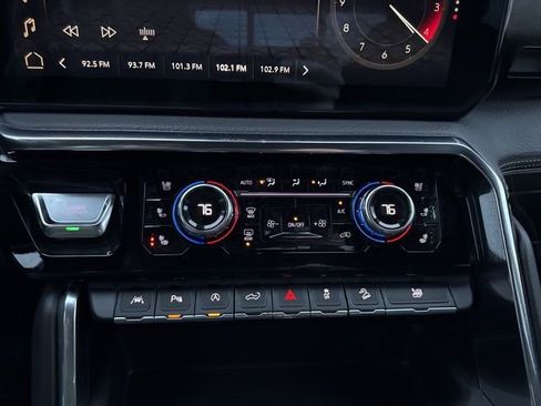 Used 2023 GMC Sierra 1500 Denali w/ Technology Package image 20