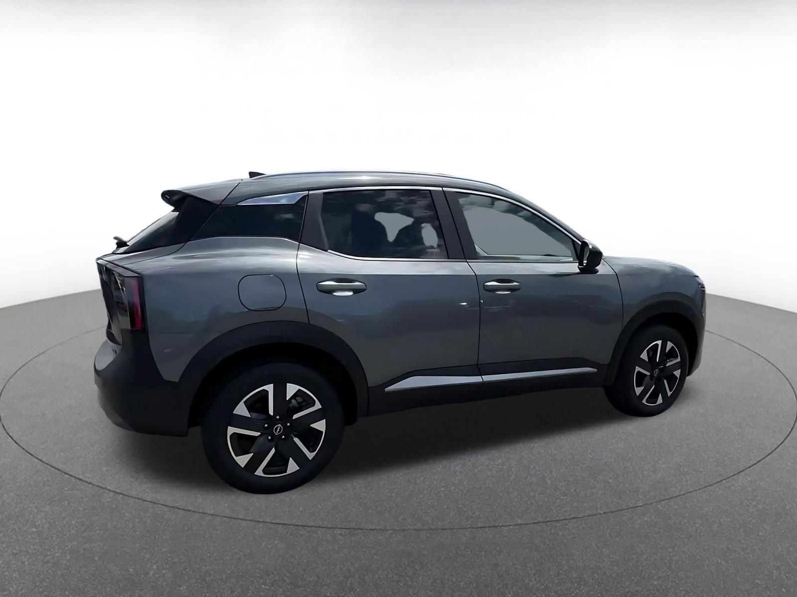 Used 2026 Nissan Kicks SV w/ Cold Weather Package AWD/4WD image 13