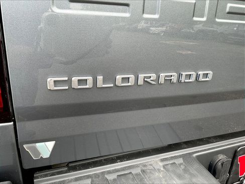 Used 2022 Chevrolet Colorado W/T w/ WT Convenience Package AWD/4WD image 24