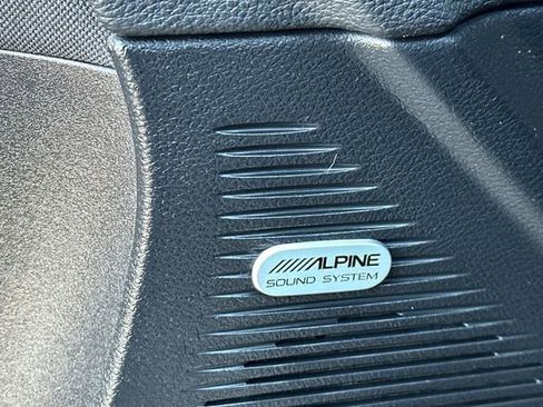 Used 2022 Dodge Challenger R/T Scat Pack RWD image 19