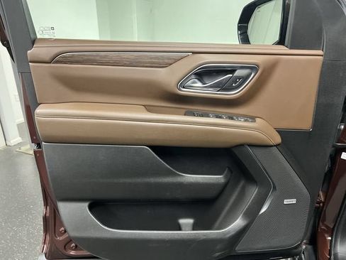 Certified 2022 Chevrolet Tahoe High Country AWD/4WD image 23