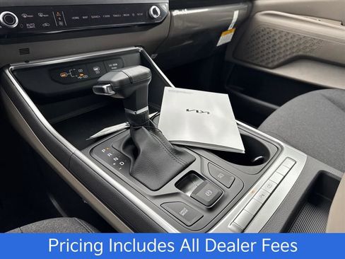 New 2026 Kia Carnival LX FWD image 16