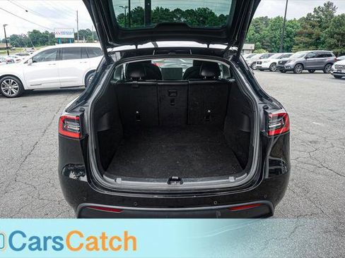 Used 2021 Tesla Model Y Long Range AWD/4WD image 31