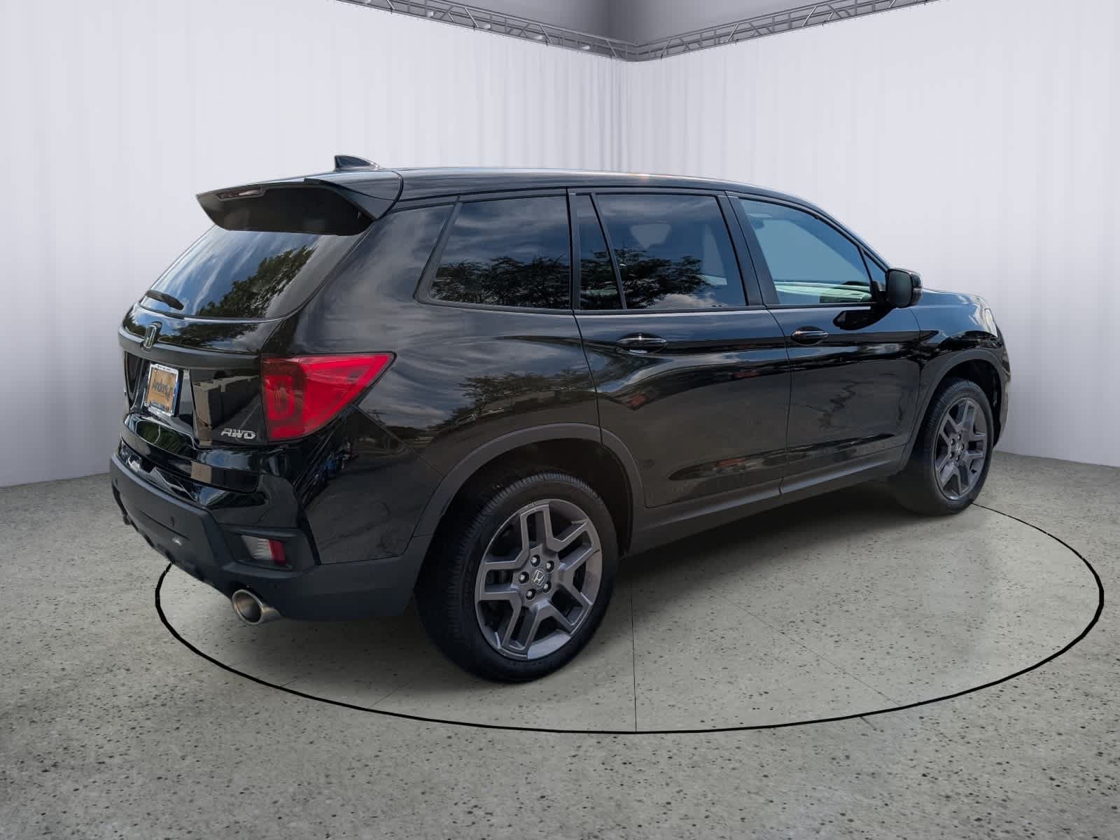 Certified 2023 Honda Passport EX-L image 3