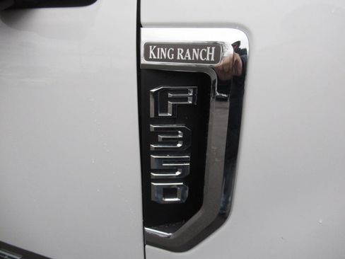 Used 2022 Ford F350 King Ranch w/ King Ranch Ultimate Package image 4