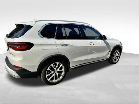 Used 2023 BMW X5 xDrive40i w/ Executive Package AWD/4WD image 11