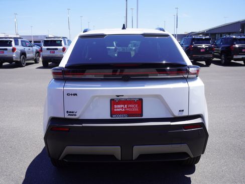 New 2026 Toyota C-HR AWD/4WD image 10