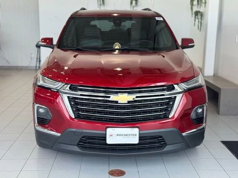 Used 2023 Chevrolet Traverse LT AWD/4WD image 38