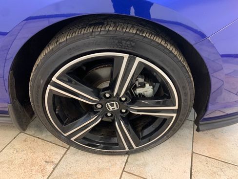 Used 2024 Honda Accord Sport image 11