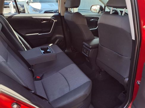 Certified 2025 Toyota RAV4 XLE AWD/4WD image 22