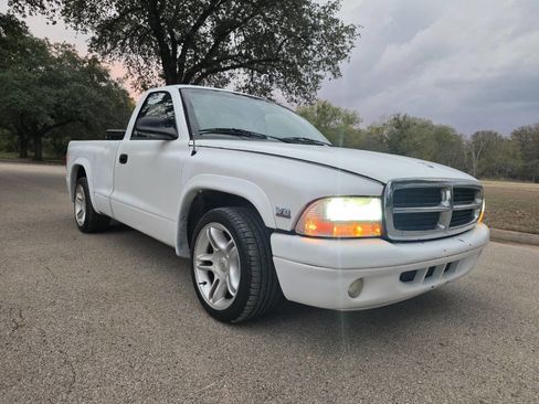 Used 1999 Dodge Dakota Sport image 2