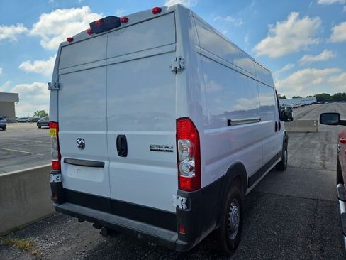 Used 2025 RAM ProMaster 2500 w/ Power Group image 6