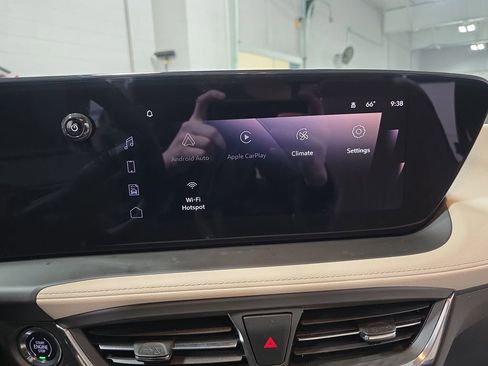 Certified 2024 Buick Encore GX Avenir w/ Avenir Convenience Package image 22