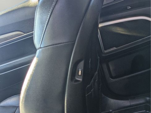 Used 2022 Kia Telluride EX w/ EX Premium Package image 15