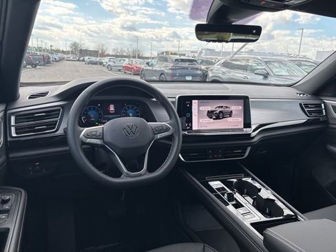 New 2026 Volkswagen Atlas Cross Sport SE AWD/4WD image 28