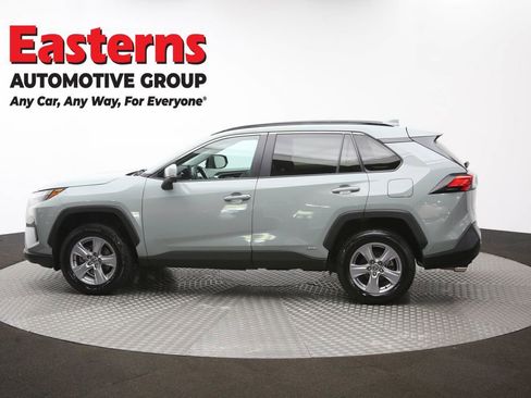 Used 2022 Toyota RAV4 XLE AWD/4WD image 61