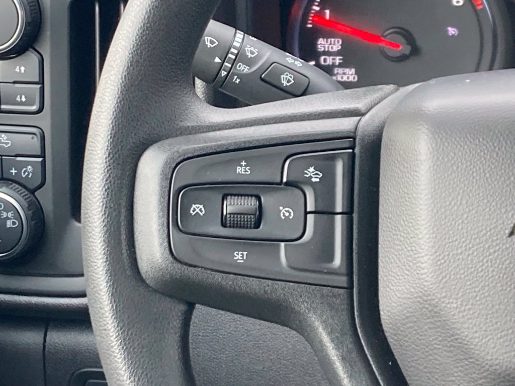 Used 2025 Chevrolet Silverado 1500 Custom Trail Boss AWD/4WD image 9