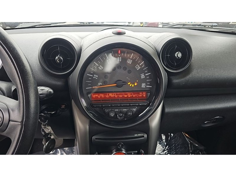 Used 2015 MINI Cooper Countryman FWD image 17