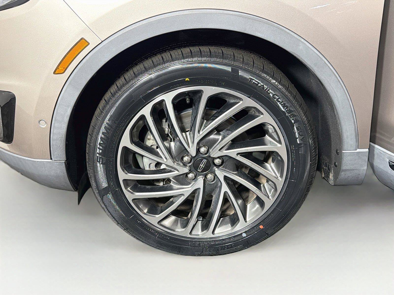 Used 2019 Lincoln Nautilus Reserve AWD/4WD image 34