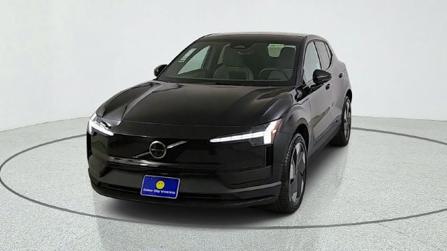 New 2026 Volvo EX30 Ultra w/ Protection Package AWD/4WD image 2