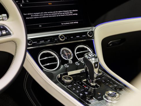 New 2026 Bentley Continental GTC AWD/4WD image 40