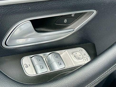 Used 2022 Mercedes-Benz GLE 350 image 18