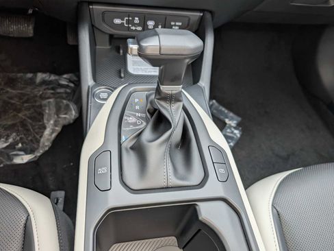New 2025 Kia K4 GT-Line w/ GT-Line Premium Package FWD image 23