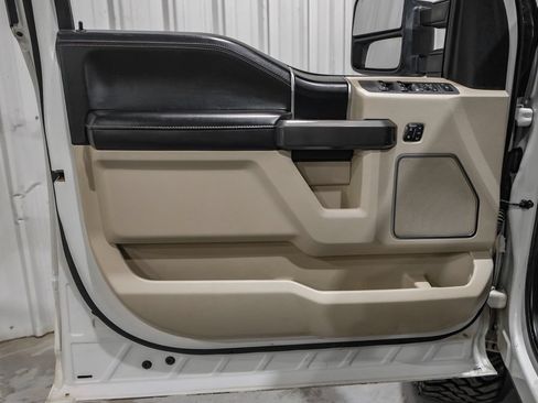 Used 2021 Ford F250 Limited AWD/4WD image 44