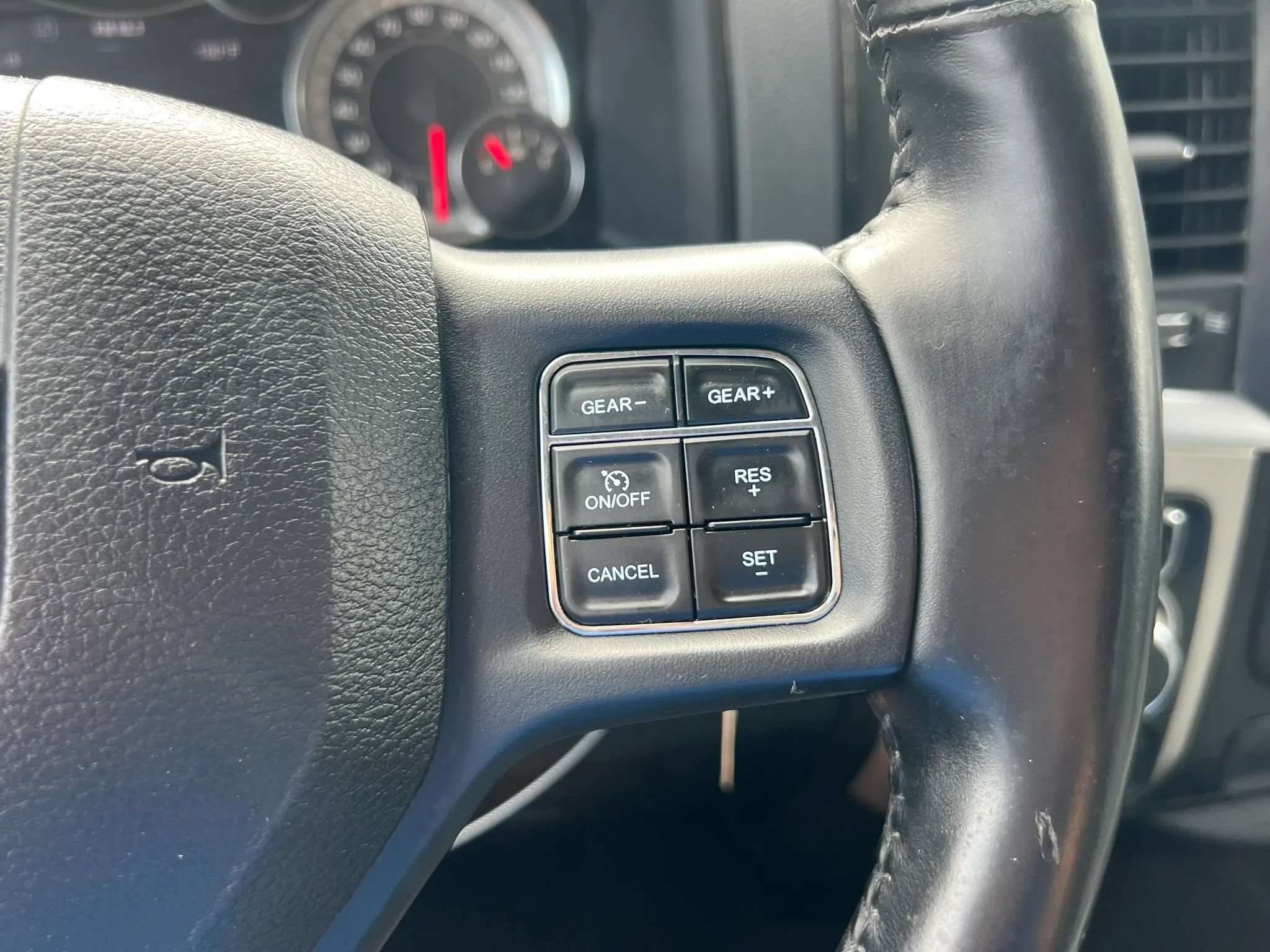 Used 2018 RAM 1500 Big Horn AWD/4WD image 19