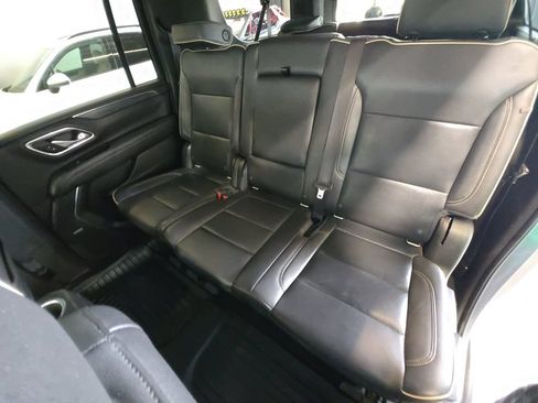 Used 2021 GMC Yukon XL SLT AWD/4WD image 22