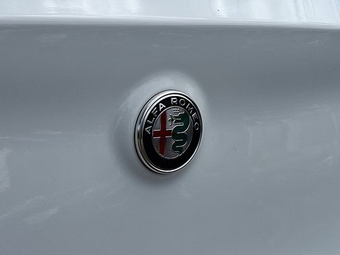 New 2025 Alfa Romeo Stelvio Sprint image 25