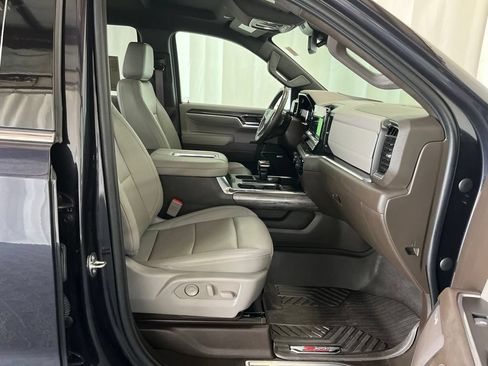 Used 2022 Chevrolet Silverado 1500 LTZ AWD/4WD image 20