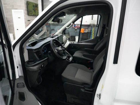 Used 2025 Ford Transit 350 XLT RWD image 22